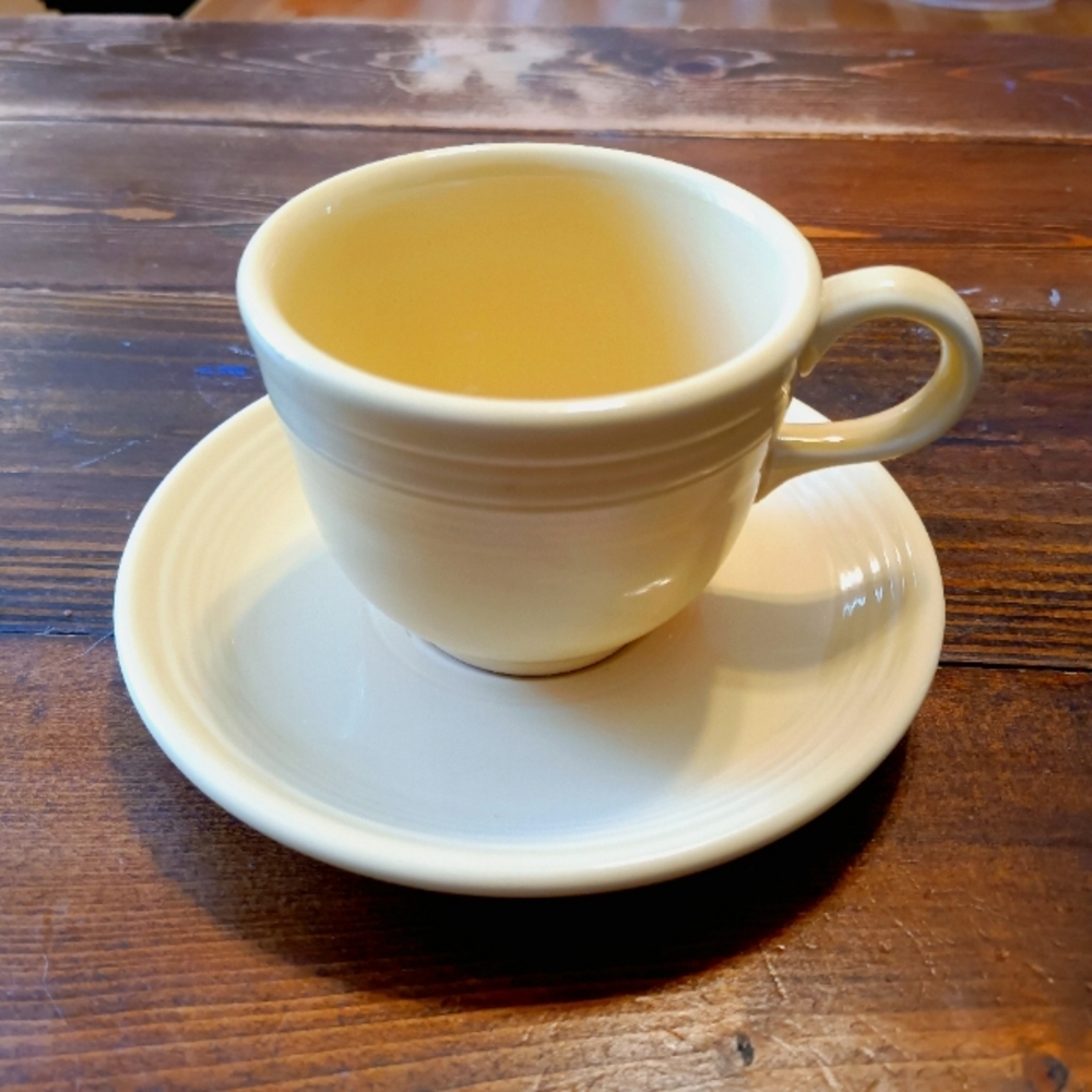 Homer Laughlin Fiestaware lead free USA MADE‎ teacup & saucer Yellow